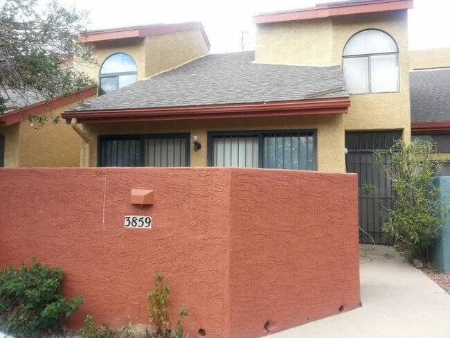 property at 3859 Paseo de Las Canchas