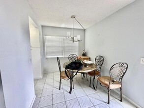 14 Fanshaw A, Unit 0140 in Boca Raton, FL - Building Photo - Building Photo