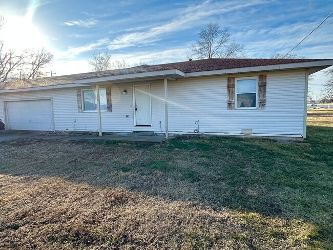 property at 1976/1978-1978 W Grapevine Dr