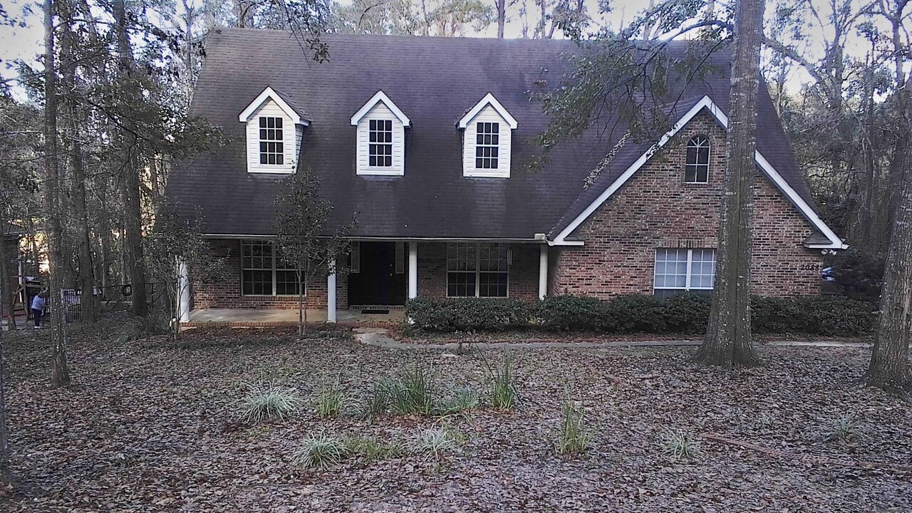 2088 Cynthia Dr in Tallahassee, FL - Building Photo