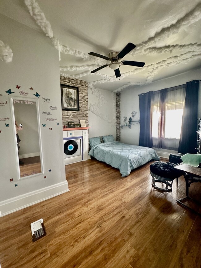 property at 841 Vista St