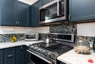 8308 Flight Ave in Los Angeles, CA - Building Photo - Building Photo