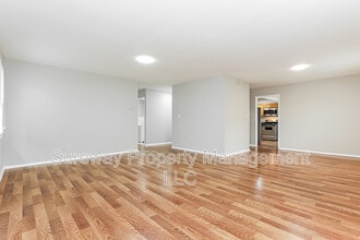 40 Madestone Ln in Willingboro, NJ - Building Photo - Building Photo