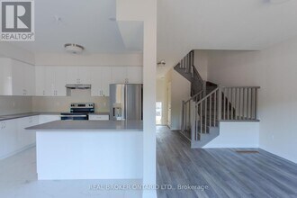 3036 Sandy Acrs Ave in Severn, ON - Building Photo - Building Photo