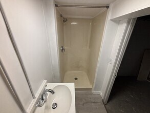 525 Pike Ave SW in Massillon, OH - Building Photo - Building Photo