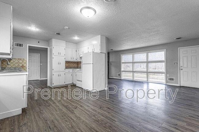 7607 E 110th St in Kansas City, MO - Building Photo - Building Photo