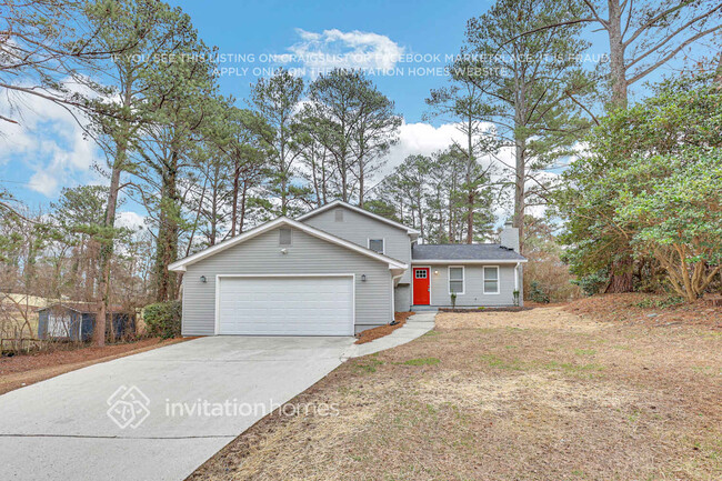 property at 1122 Holly Hills Dr SW