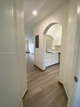 935 NE 34th Ave in Homestead, FL - Building Photo - Building Photo