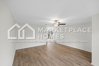 2105 E Riviera Dr in Cedar Park, TX - Building Photo - Building Photo