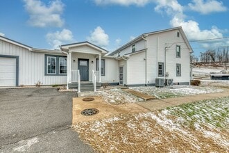 2699 Island Rd in Blountville, TN - Building Photo - Building Photo