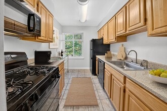 Brookland Ridge Apartments in Washington, DC - Building Photo - Building Photo