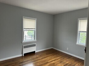 7 Webster Ave in New Rochelle, NY - Building Photo - Building Photo