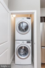 2422 Frankford Ave in Philadelphia, PA - Building Photo - Building Photo