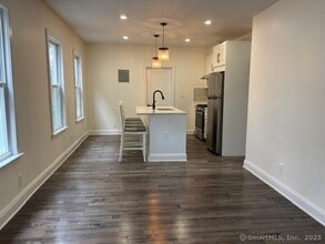 46 Wordin Ave in Bridgeport, CT - Building Photo - Building Photo