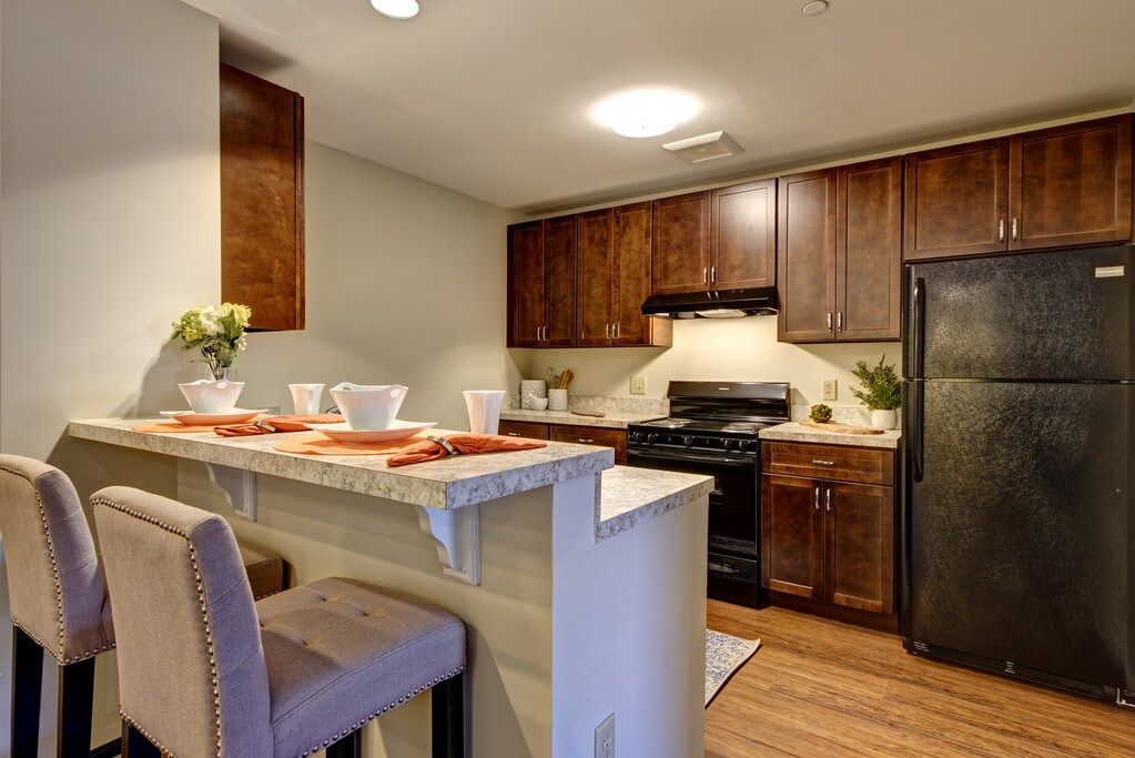 Barton Commons New Milford, CT Apartments