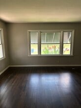 9819 Eastbrook Dr in St. Louis, MO - Building Photo - Building Photo