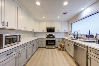 3111 Ashton Park Dr in Houston, TX - Building Photo - Building Photo