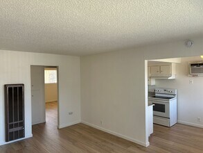 Maple 2 in West Sacramento, CA - Building Photo - Building Photo