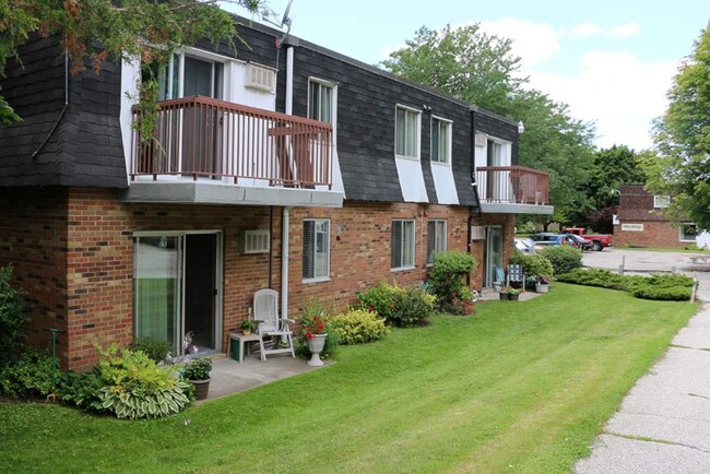 James Lane Apartments in Chatham-Kent, ON - Building Photo - Building Photo