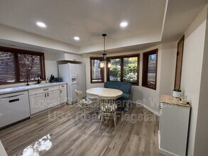 2340 N Plateau Dr in Flagstaff, AZ - Building Photo - Building Photo