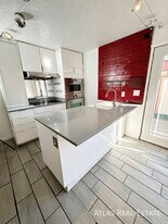 218 W Rockrimmon Blvd in Colorado Springs, CO - Building Photo