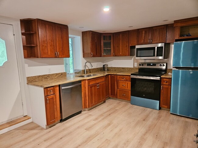 21 Hall Ave in Goldens Bridge, NY - Building Photo - Building Photo