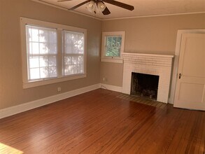 1226 N Duval St in Tallahassee, FL - Building Photo - Building Photo