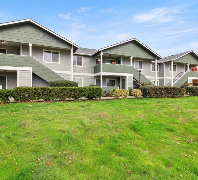 Parkside Village in Medford, OR - Building Photo - Building Photo