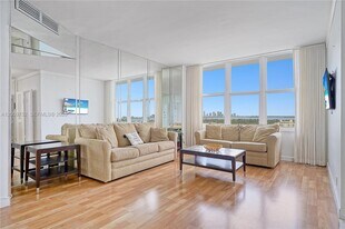 4747 Collins Ave in Miami Beach, FL - Building Photo