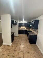 836 W 76th St in Los Angeles, CA - Building Photo - Building Photo