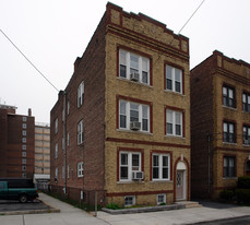 33 E 19th St Apartments