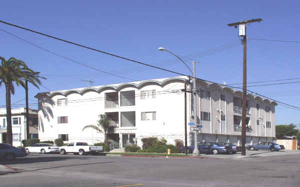 The Grecian in Long Beach, CA - Foto de edificio - Building Photo