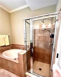 11 Perimeter E Ctr photo'