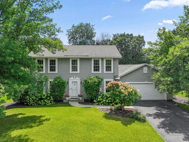 property at 16345 Victoria Curve SE