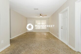 3153 SE Banyan St in Stuart, FL - Building Photo - Building Photo