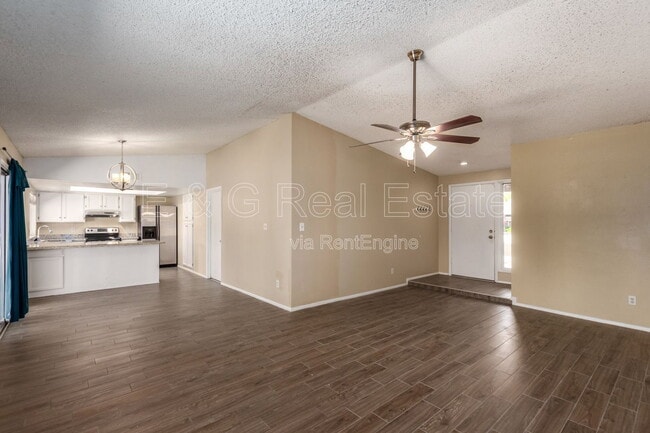 property at 2113 N Los Altos Dr