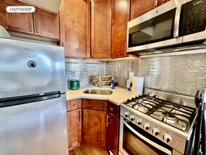 57 Halsey St in Brooklyn, NY - Building Photo - Building Photo