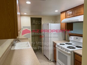 5407 W Sheena Dr in Glendale, AZ - Building Photo - Building Photo