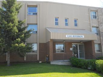 1245 Jefferson Avenue in Winnipeg, MB - Building Photo - Building Photo