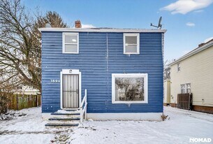 3894 E 144th St in Cleveland, OH - Building Photo