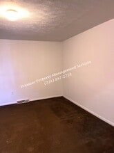220 Rhode Island Ave in Rochester, PA - Building Photo - Building Photo