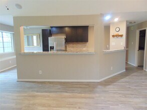 1809 Edinburg Ave in League City, TX - Building Photo - Building Photo