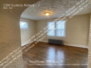 1300 Illinois Ave in Dormont, PA - Building Photo - Building Photo