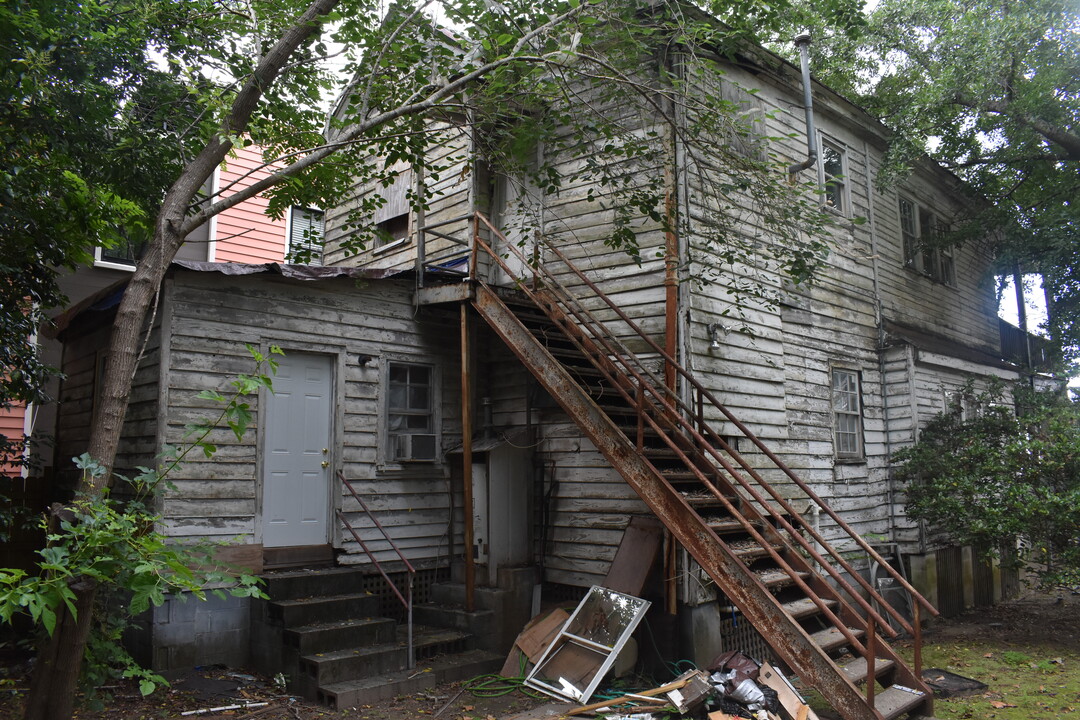 71 Hanover St in Charleston, SC - Building Photo