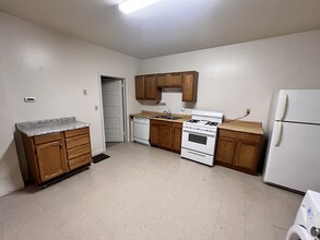 166 E Stadium Ave in West Lafayette, IN - Building Photo - Building Photo