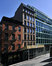 30 Bond St in New York, NY - Building Photo - Building Photo