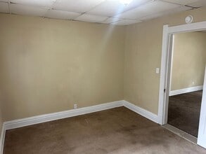 2341 Caledonia St in Toledo, OH - Building Photo - Building Photo