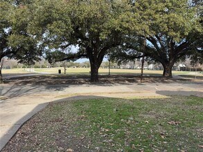 4610 Victor St-Unit -1 in Dallas, TX - Building Photo - Building Photo