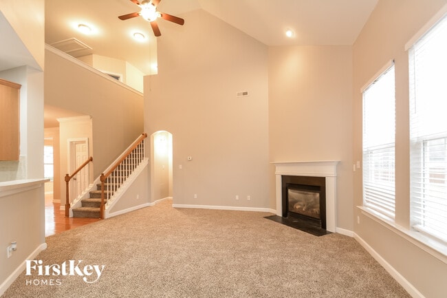 2123 Gillwell Ln in Fuquay Varina, NC - Building Photo - Building Photo