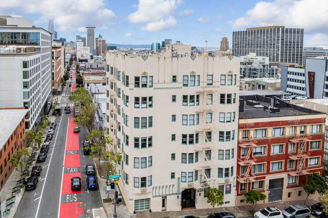 1050 Franklin St in San Francisco, CA - Building Photo - Building Photo